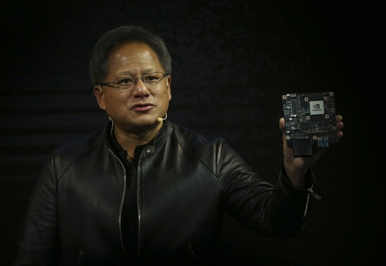 Pala dionica Nvidije zbog vijesti o Googleovim čipovima. Stigao odgovor