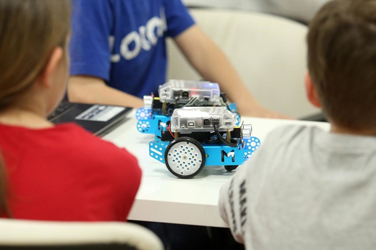 Objavljen poziv za potpore za jačanje kompetencija nastavnika iz gospodarstva