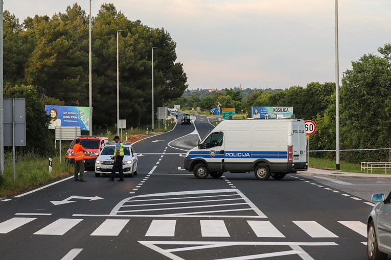 Naletio na dvije 15-godišnjakinje na zebri u Rovinju. Jedna je teško ozlijeđena