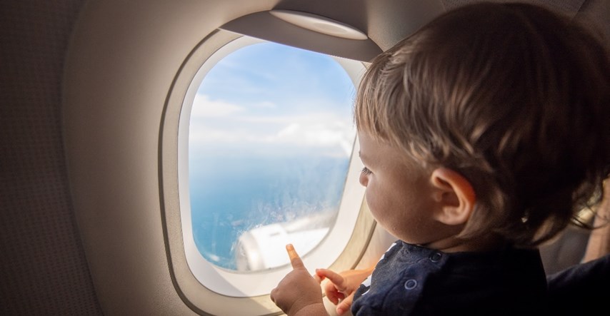 Stjuard podijelio savjete koji će spriječiti dječje izljeve bijesa u avionu