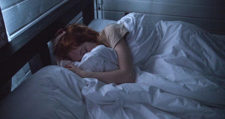 Evo što se događa s vašim mozgom kada spavate manje od šest sati dnevno