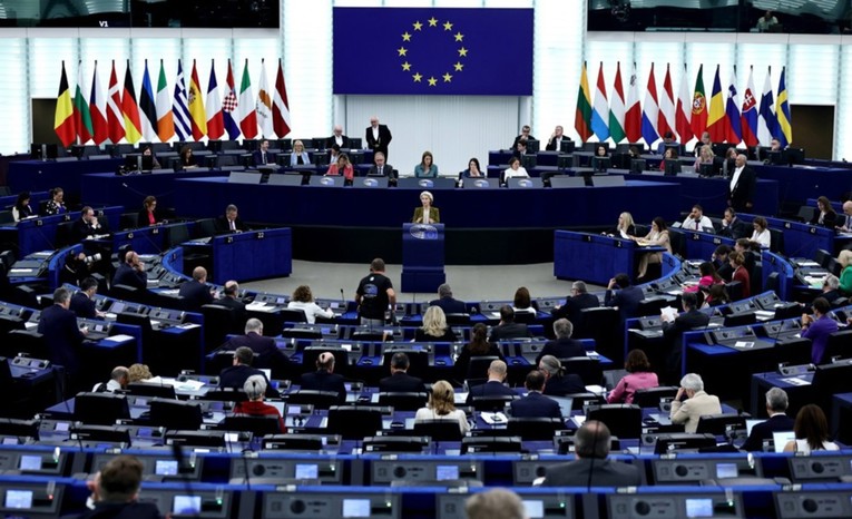 Europska komisija: Ako SAD prekrši dogovor, EU će zaštititi svoje interese