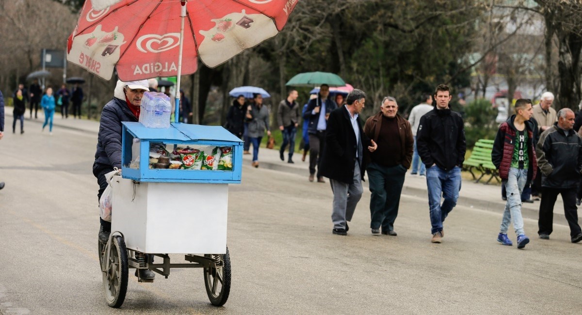 Albanci masovno iseljavaju, svake godine ode jednak broj ljudi kao iz Hrvatske