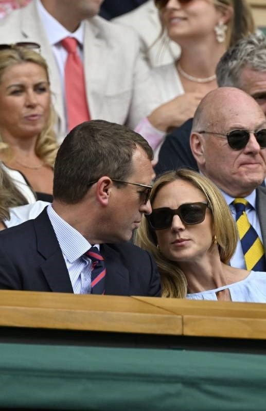 Zaručio se "omiljeni unuk" (47) kraljice Elizabete