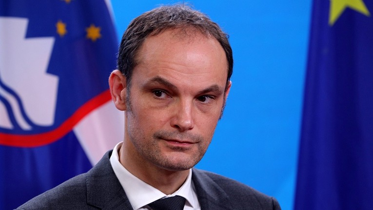 Slovenija traži jače sankcije protiv Rusije