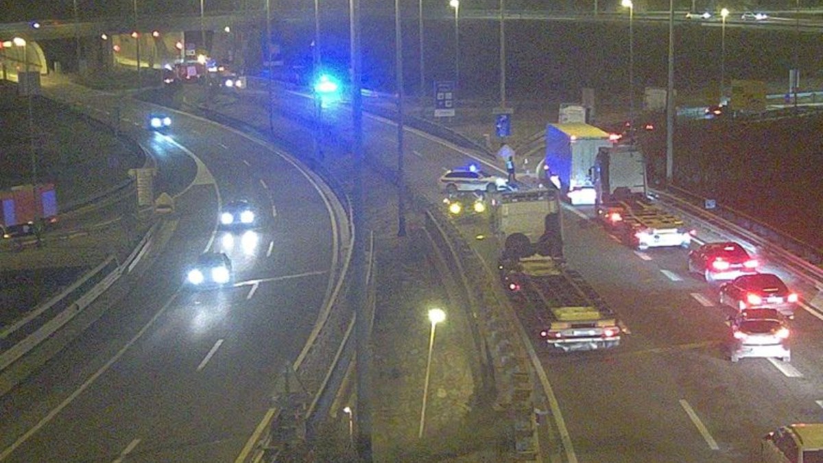 FOTO Zapalio se kamion u tunelu u Rijeci, nastala golema gužva na obilaznici