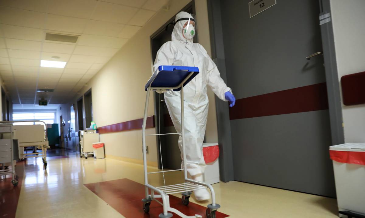 Rekordan broj novozaraženih u SAD-u: U jednom danu 58.000 novih slučajeva