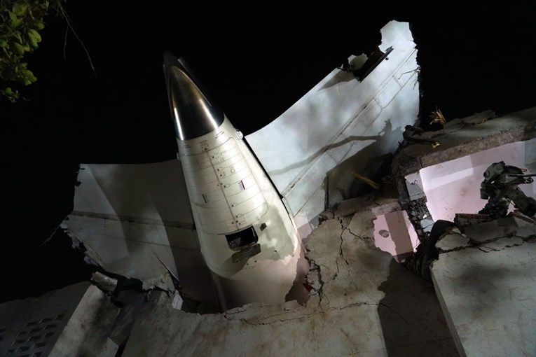 Zviždači o modelu Boeinga koji je pao u Indiji: "Može puknuti u letu"