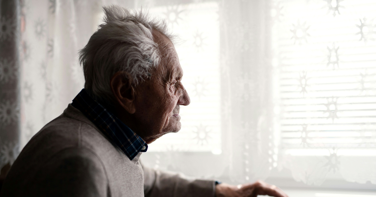 Kako prepoznati da su stariji roditelji usamljeni?