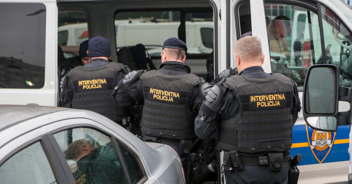 Policija prije, tijekom i nakon utakmice na Maksimiru privela 42 osobe