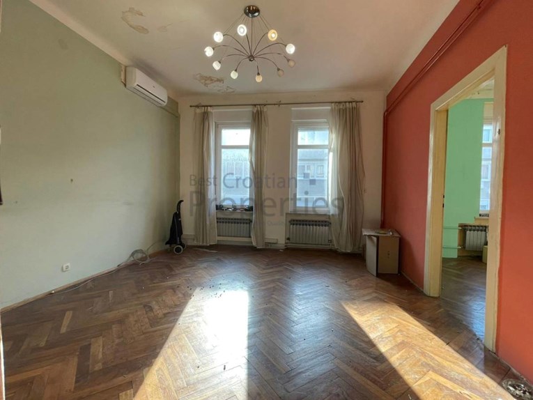 U Zagrebu se prodaje četverosoban stan za adaptaciju. Cijena? 375.000 eura
