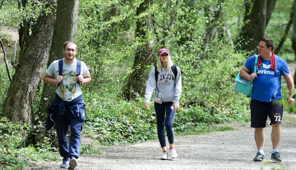 Dok je centar sablasno prazan, dosta građana dan provodi na drugoj lokaciji u Zagrebu