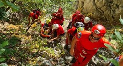 HGSS-ovci spasili ozlijeđenu turisticu iz kanjona Cetine