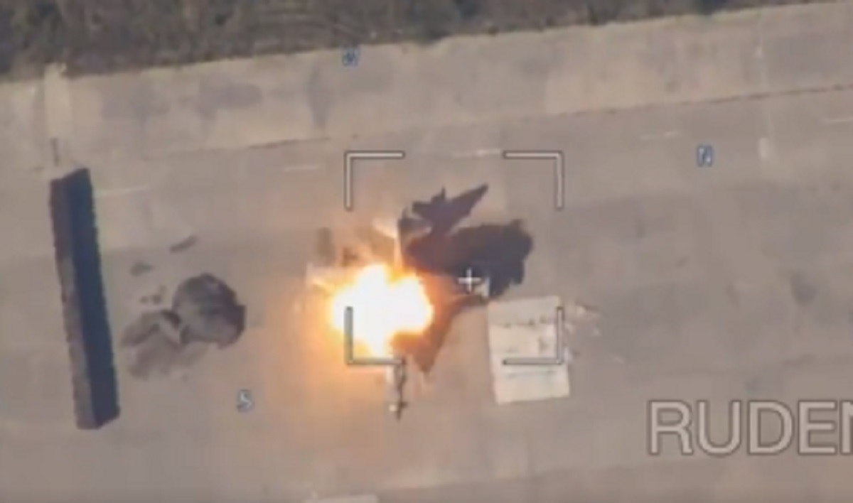 VIDEO Rusi na pisti uništili ukrajinski Su-25. Napad je dobro snimljen