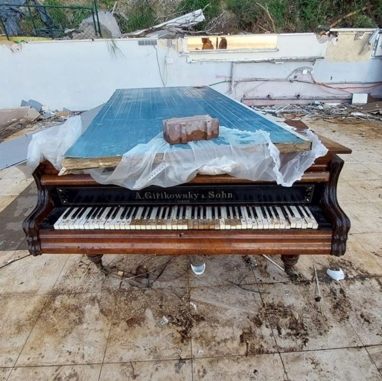 Klavir o kojemu je brujala cijela Hrvatska uklonjen je s Bačvica