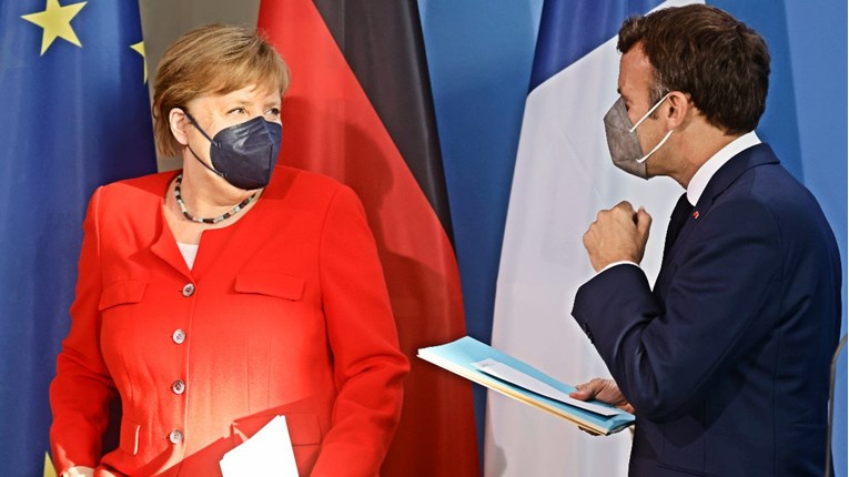 Merkel i Macron traže sastanak vrha Europske unije i Putina