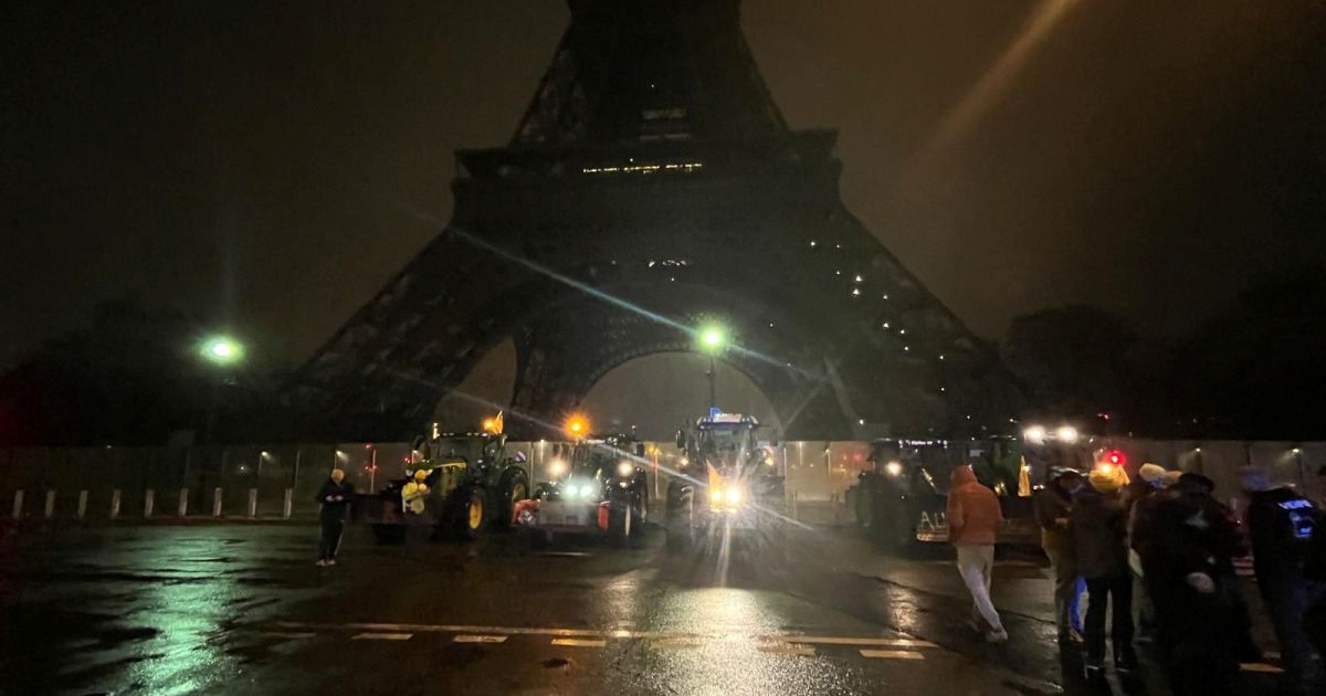 VIDEO Francuski poljoprivrednici traktorima blokirali Pariz