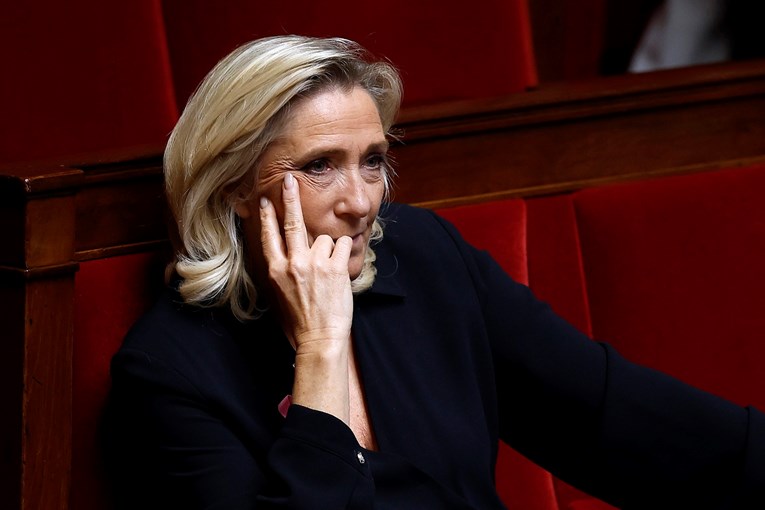 Francuska strahuje od "ere trumpizma": Javna televizija je na udaru desnice