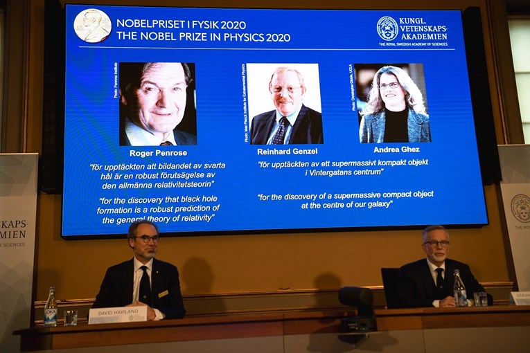 Troje znanstvenika za otkrića o crnim rupama dobili Nobela za fiziku