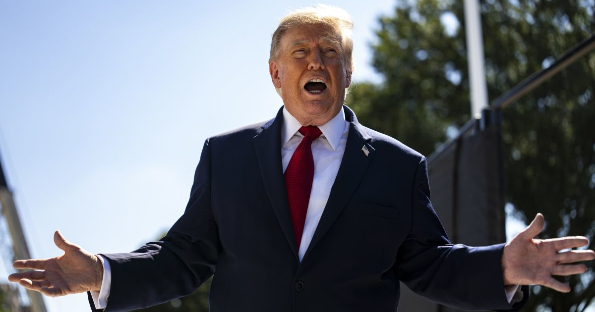 Novinarka: "Trump neće na obljetnicu 11. rujna jer ne može držati govor." On je napao