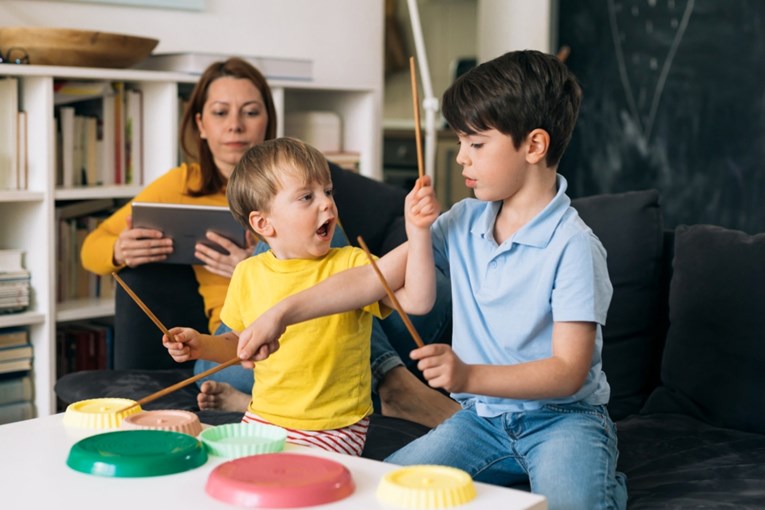 Stručnjaci: Zašto su svađe braće i sestara zapravo dobre za razvoj životnih vještina?