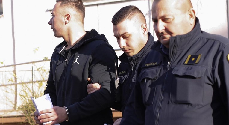 Vojnik koji je mlatio Djeda Mraza ostaje u istražnom zatvoru. Udaljen je iz službe
