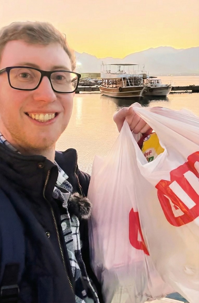 Britanac otišao u Tursku po namirnice, ljudi: "Cijene u Britaniji otišle su u nebo" 