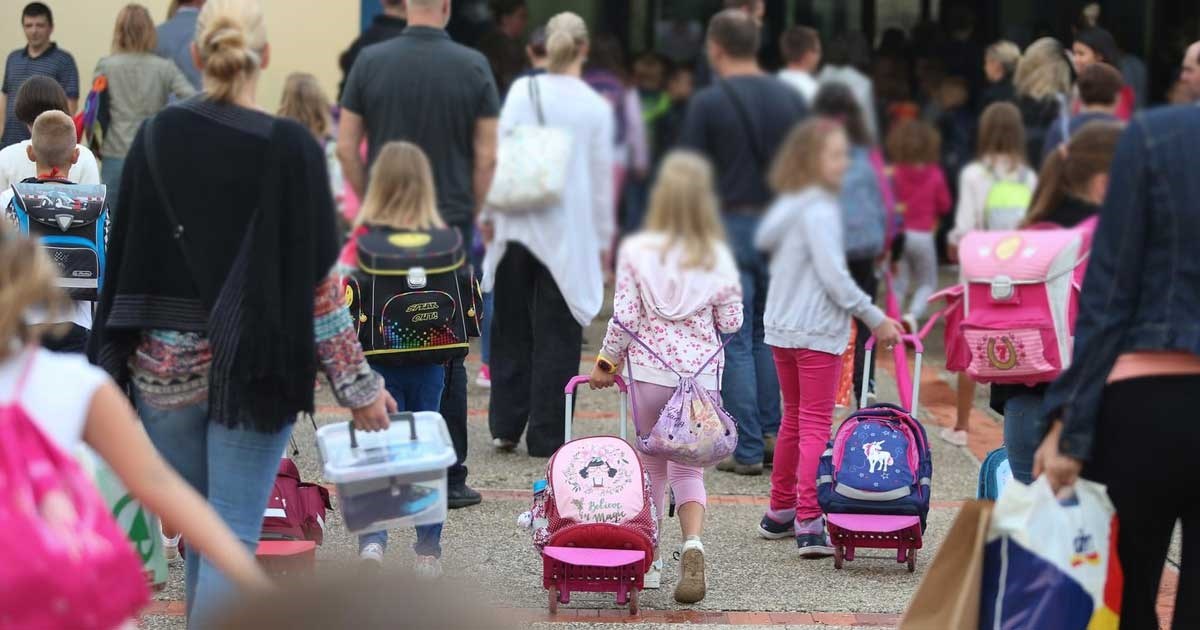 Gotovo 100 prvašića svake godine ponavlja razred