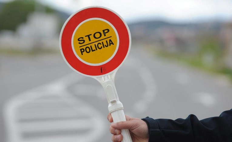 U Križevcima pijan i bez vozačke bježao policiji pa završio iza rešetaka