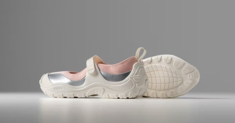 Stižu nove cipele iz Crocs tvornice. Pogledajte fotke