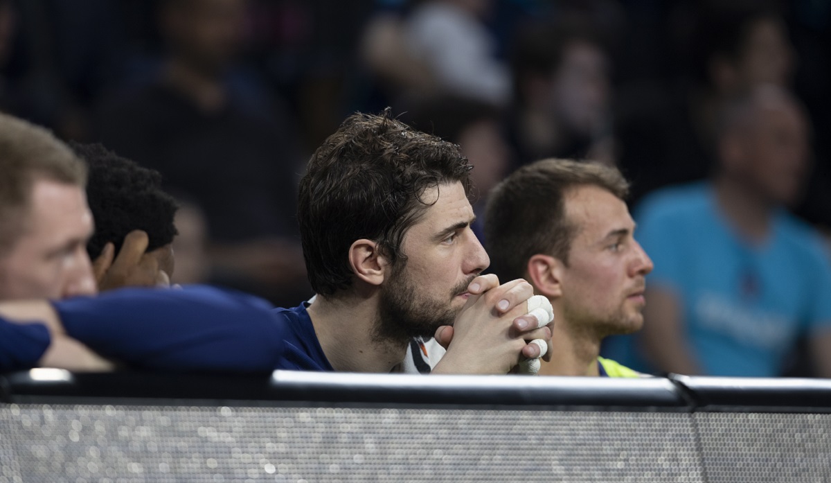 Ante Tomić i Messi pregovarali s upravom Barce oko smanjenja plaća