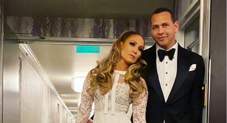 Kuhar J. Lo i njenog zaručnika ispričao kakvoj prehrani par duguje fit izgled