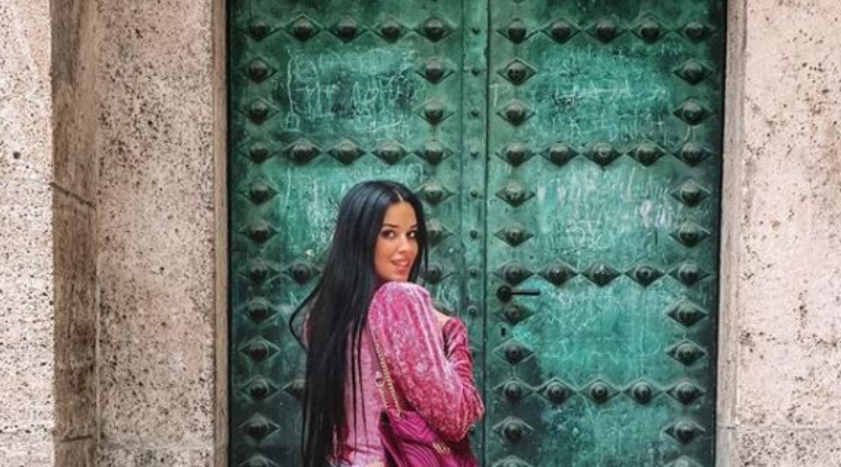 Ivana Knoll pokazala nikad bujniju guzu