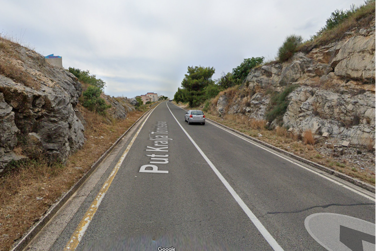 Motociklist sletio s ceste kod Trogira