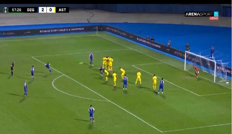 Pogledajte čudesan gol Marka Bulata iz slobodnjaka