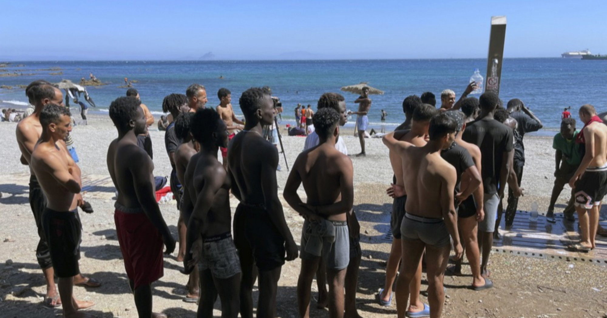 Ceuta traži pomoć Španjolske za preko 1000 maloljetnika koji su bez roditelja