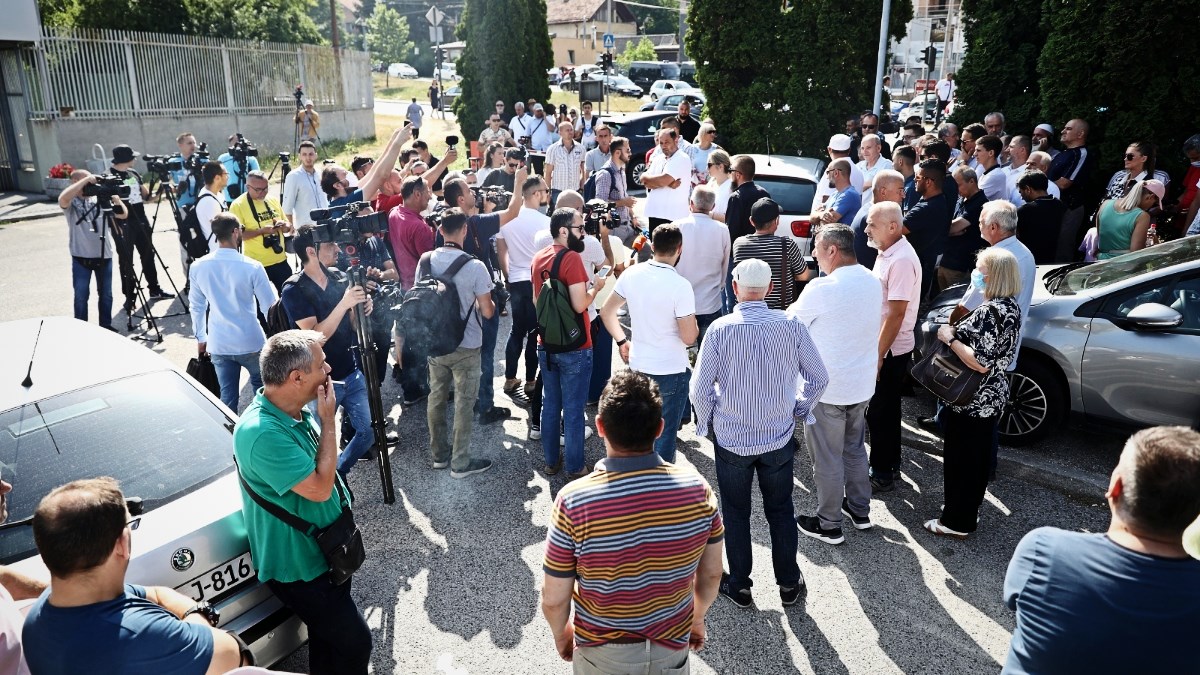 Izetbegovićev SDA prosvjeduje zbog uhićenja šefa obavještajaca u BiH