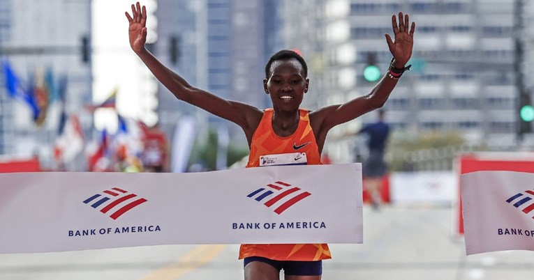 Kenijka Ruth Chepngetich u Chicagu istrčala najbrži maraton u povijesti