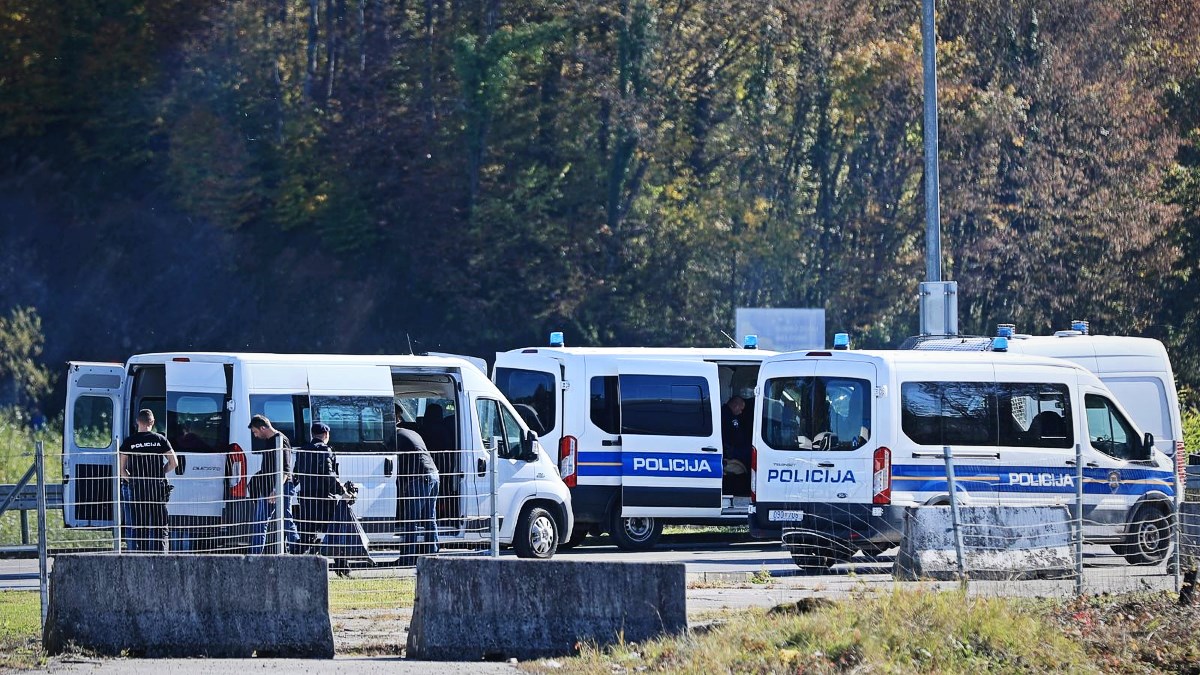 Osmero ljudi iz Hrvatske i BiH prošvercalo 119 migranata, zaradili su 370.000 kn