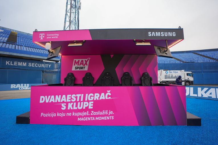 Na Maksimir je stigla Magenta tribina