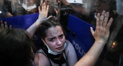Turska policija bacila suzavac na žene koje prosvjeduju protiv rodnog nasilja
