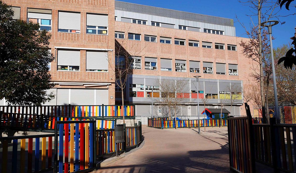 Djeca u Španjolskoj ne smiju van, gradonačelnica Barcelone traži ukidanje ove mjere