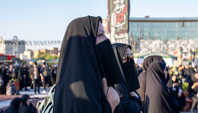 U Iranu odobren kontroverzni prijedlog zakona o hidžabu