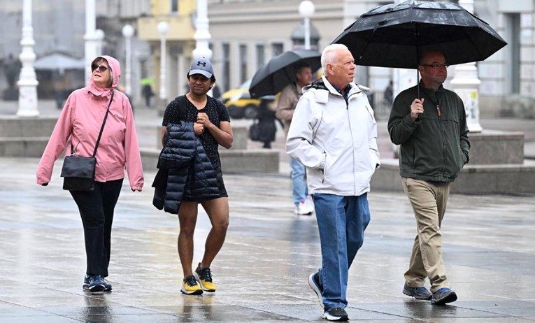 Danas pretežno oblačno, moguća kiša. Od sredine dana smanjenje naoblake