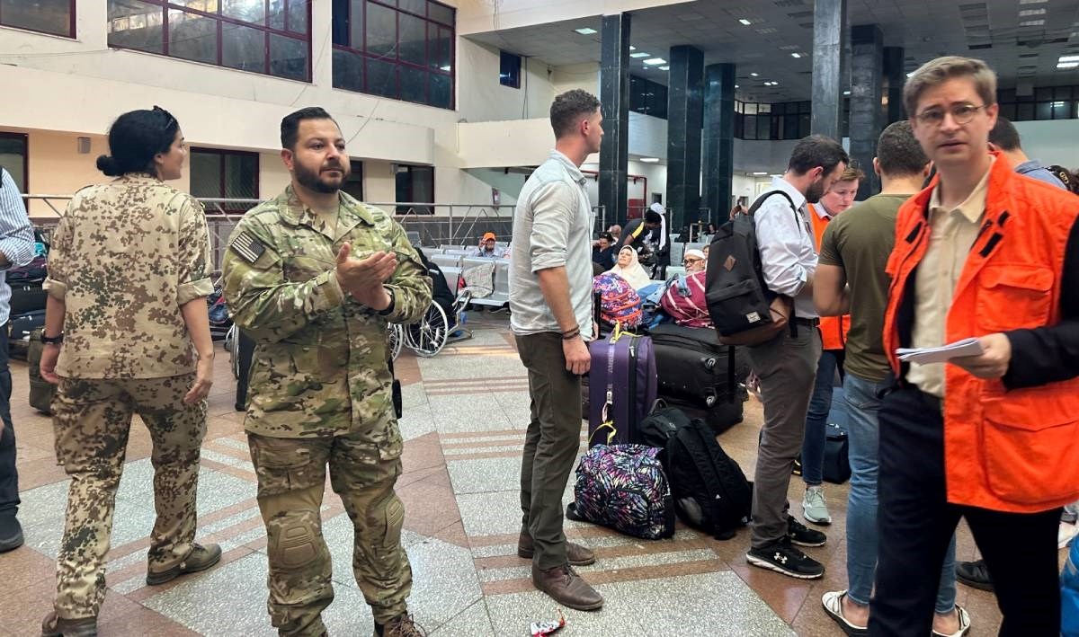 Britanskom liječniku naredili da se vrati u Gazu: "Izrekli su mi smrtnu kaznu"