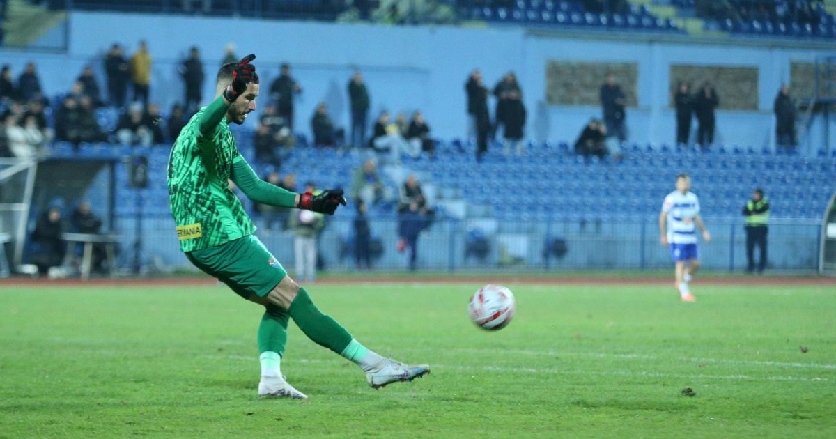 Otac mu radi u Hajduku, a on u nedjelju igra protiv Hajduka