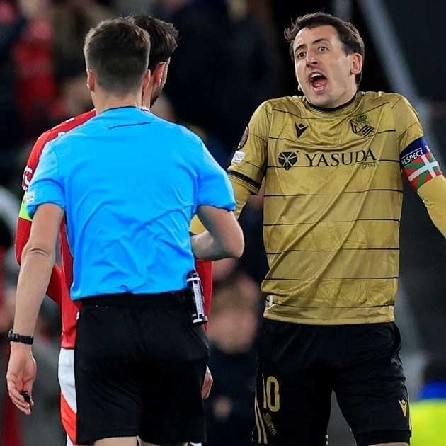 VIDEO Španjolci: Dva nepostojeća penala za United ugasila su san