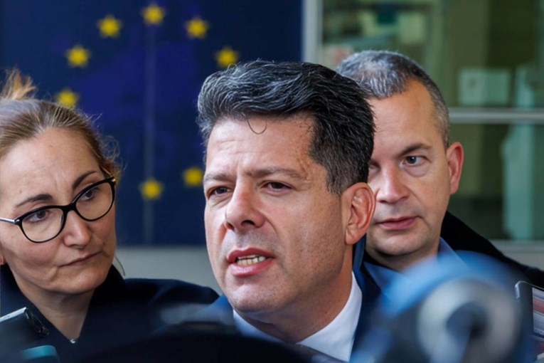 Glavni ministar Gibraltara miješao se u policijsku istragu kako bi zaštitio prijatelja