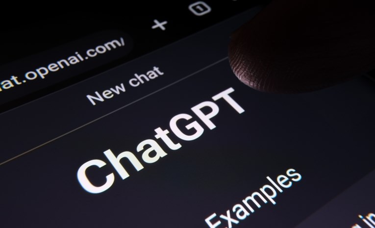 Apple radi na konkurenciji ChatGPT-ju