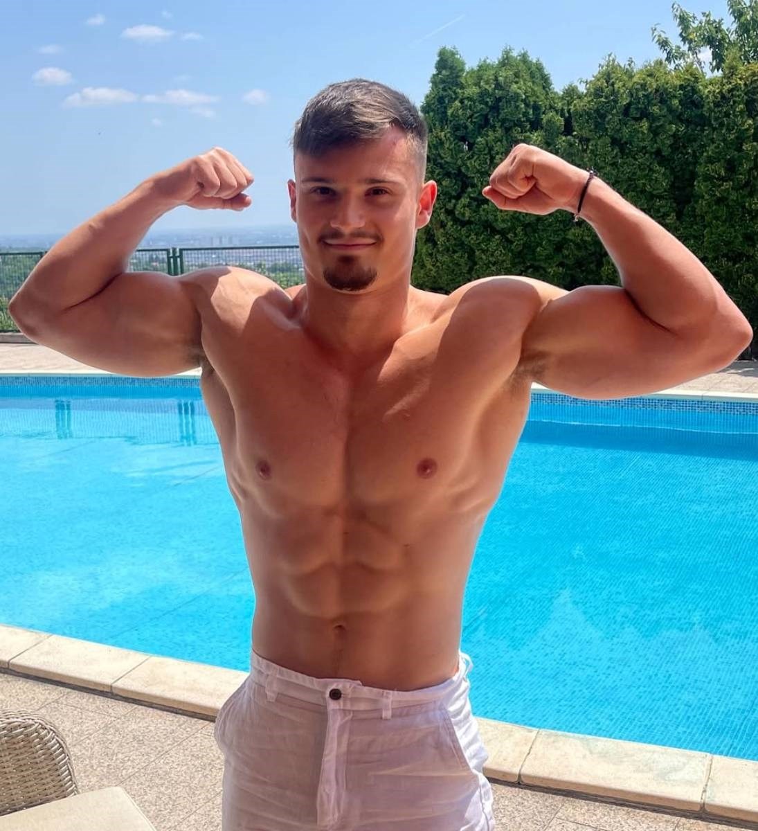 Mirko Filipović pohvalio se fotografijom sina Ivana (22): "Krv nije voda"